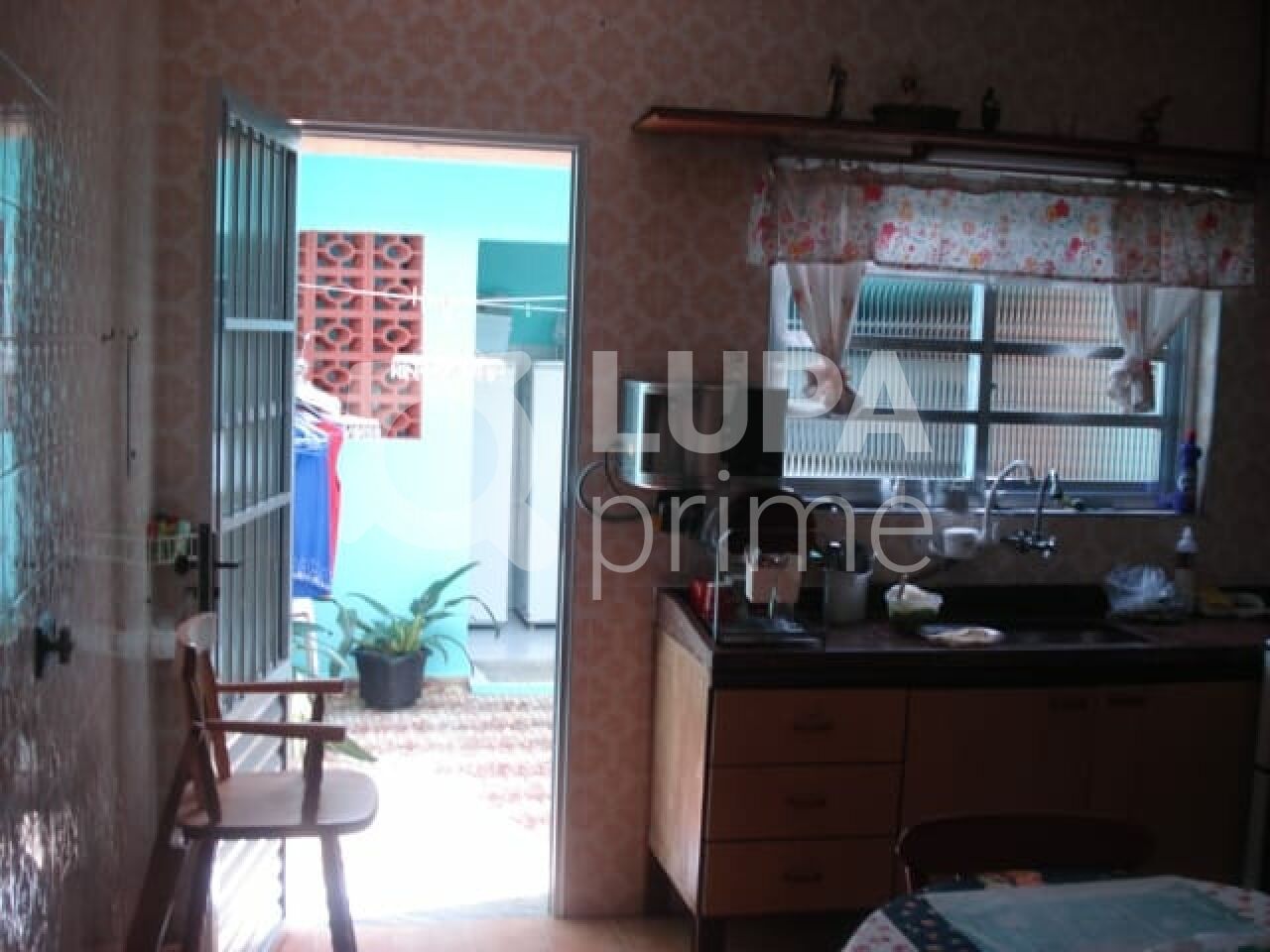 Casa à venda com 3 quartos, 120m² - Foto 3