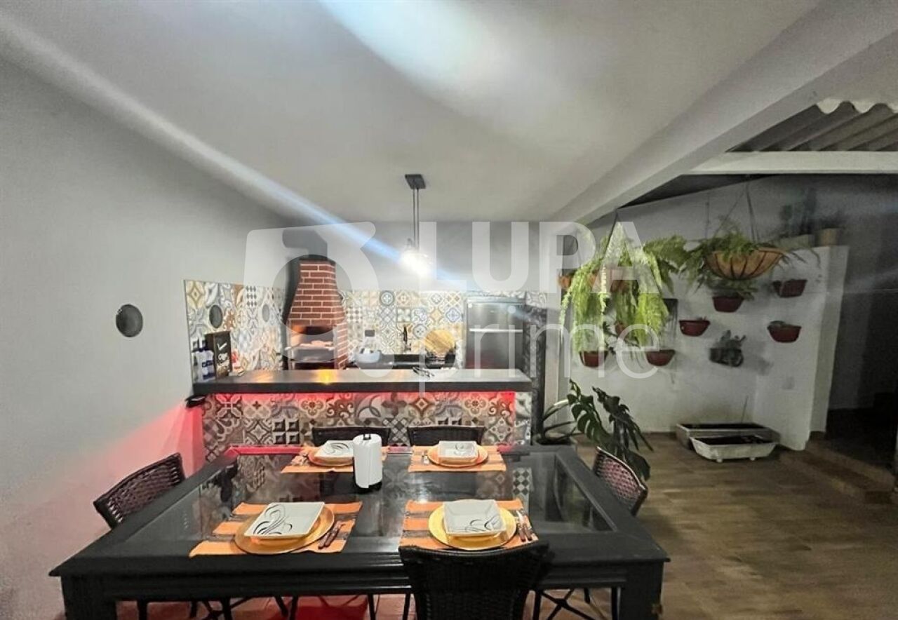 Casa, 2 quartos, 149 m² - Foto 2