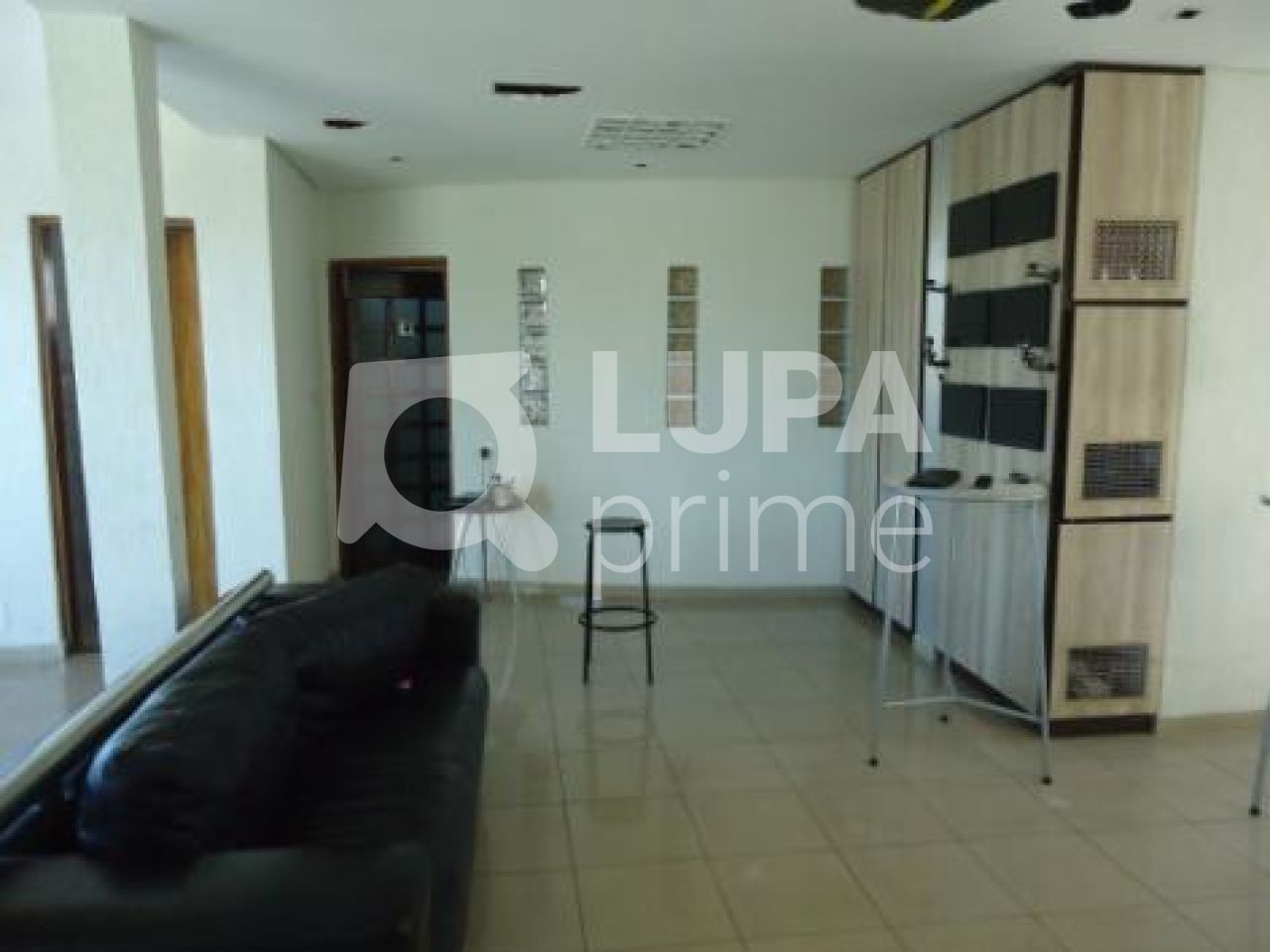 predio-locacao-sao-paulo-vila-romero-2vagas-500m2-LS5018