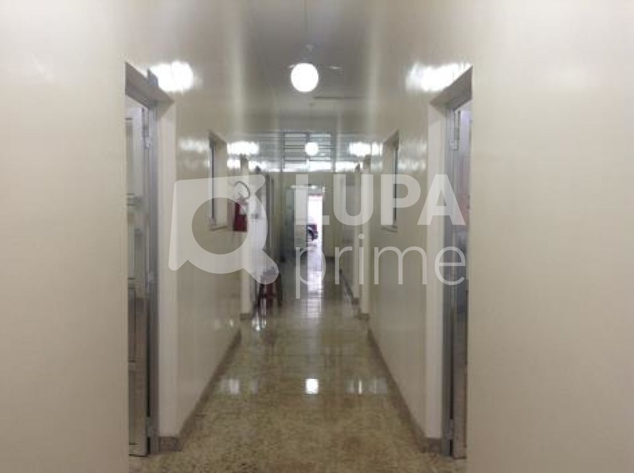 predio-locacao-sao-paulo-vila-dom-pedro-ii-5vagas-477m2-LS5300
