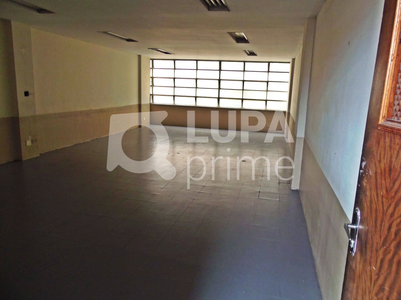 Prédio Inteiro, 4600 m² - Foto 2
