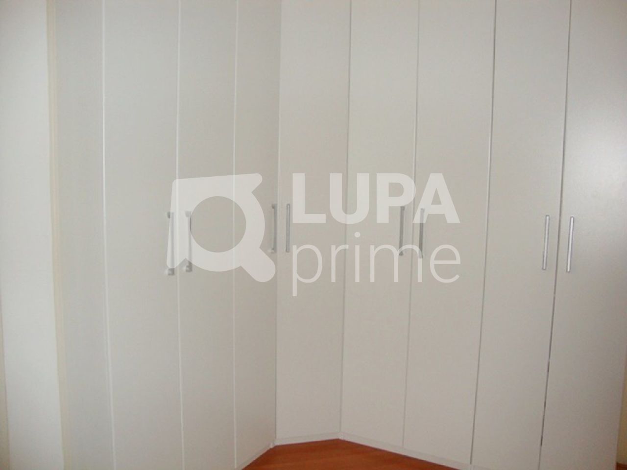 sobrado-venda-sao-paulo-jardim-paraiso-3dormitorios-3suites-5vagas-180m2-LS6300