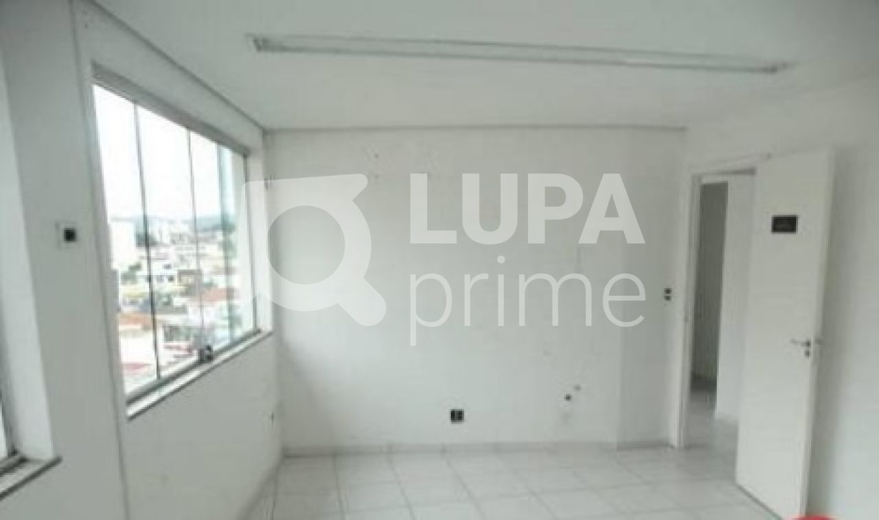 predio-locacao-sao-paulo-agua-fria-5vagas-480m2-LS6446