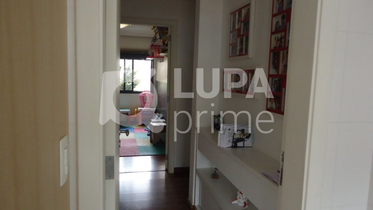 apartamento-venda-sao-paulo-agua-fria-4dormitorios-3suites-4vagas-190m2-LS6463