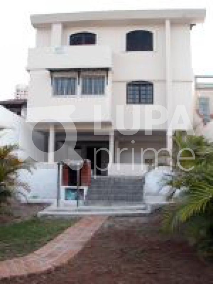 sobrado-venda-sao-paulo-parque-peruche-3dormitorios-3suites-10vagas-437m2-LS6650