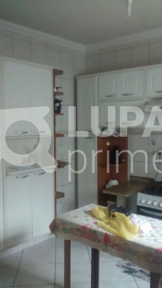 sobrado-venda-sao-paulo-jardim-guapira-3dormitorios-1suite-5vagas-180m2-LS6873