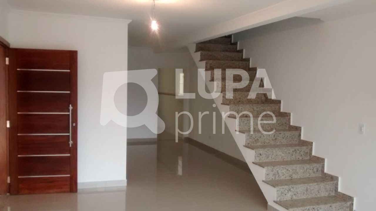 sobrado-venda-sao-paulo-sitio-do-morro-3dormitorios-1suite-4vagas-204m2-LS7059