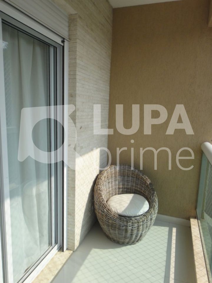 sobrado-venda-sao-paulo-vila-pereira-cerca-3dormitorios-3suites-4vagas-330m2-LS8591