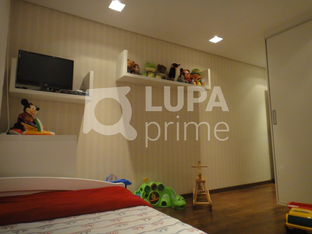 sobrado-venda-sao-paulo-vila-pereira-cerca-3dormitorios-3suites-4vagas-330m2-LS8591