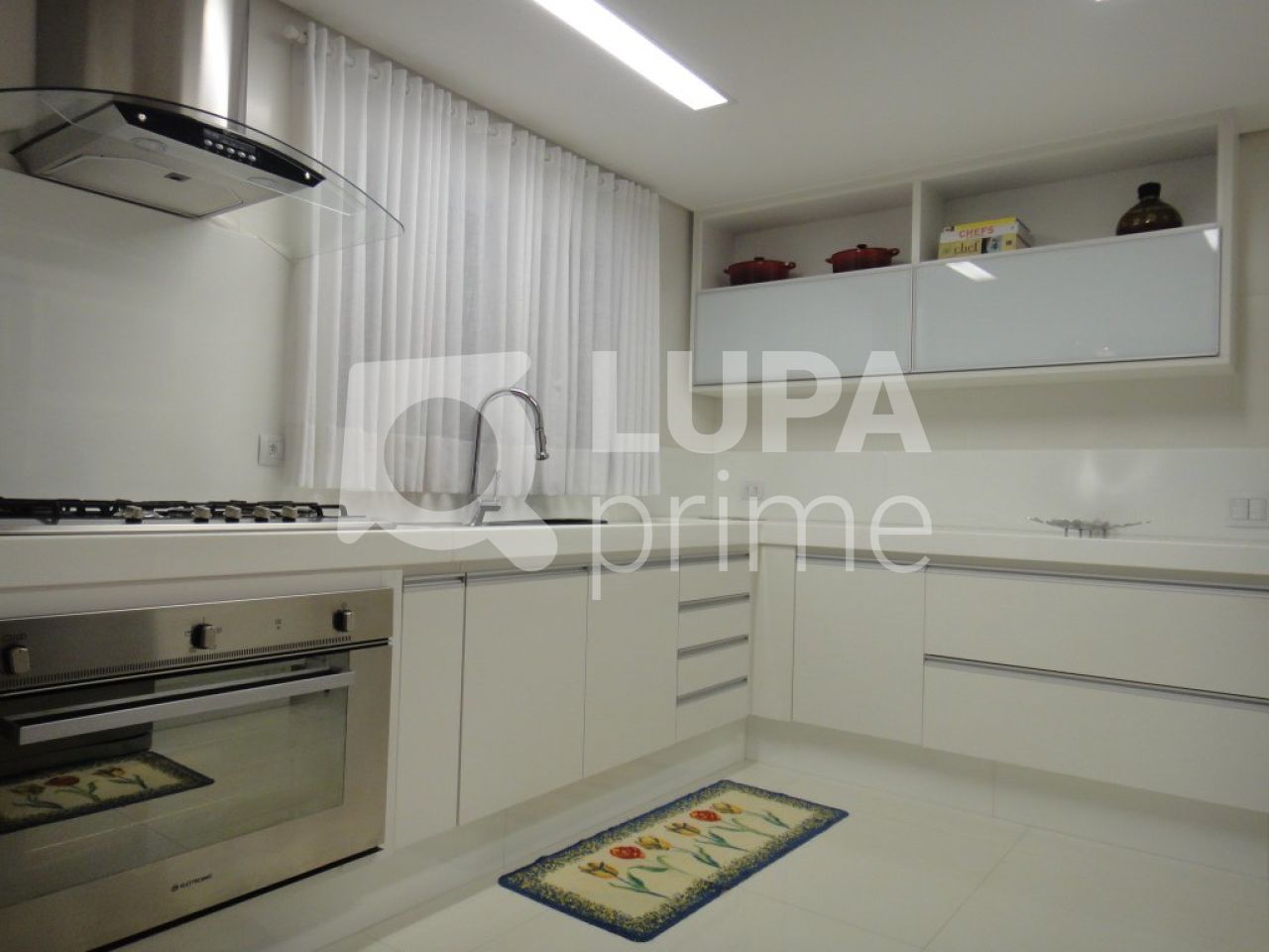 sobrado-venda-sao-paulo-vila-pereira-cerca-3dormitorios-3suites-4vagas-330m2-LS8591