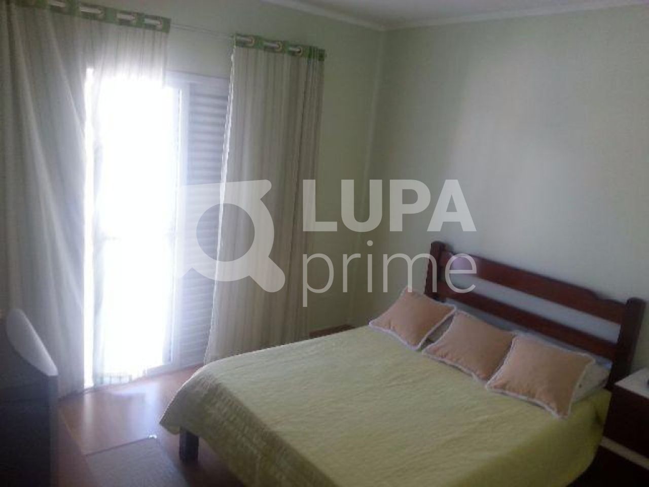 sobrado-venda-sao-paulo-vila-ede-3dormitorios-1suite-2vagas-100m2-LS8597