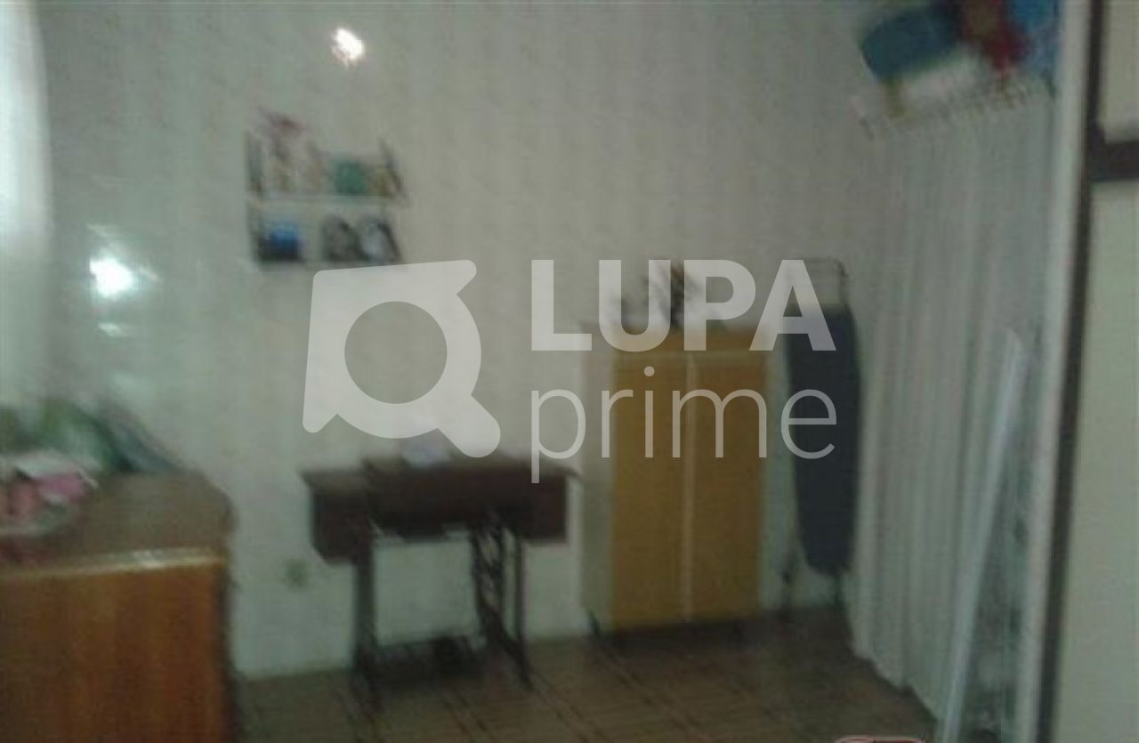 casa-assobradada-venda-sao-paulo-agua-fria-2dormitorios-2vagas-180m2-LS9823