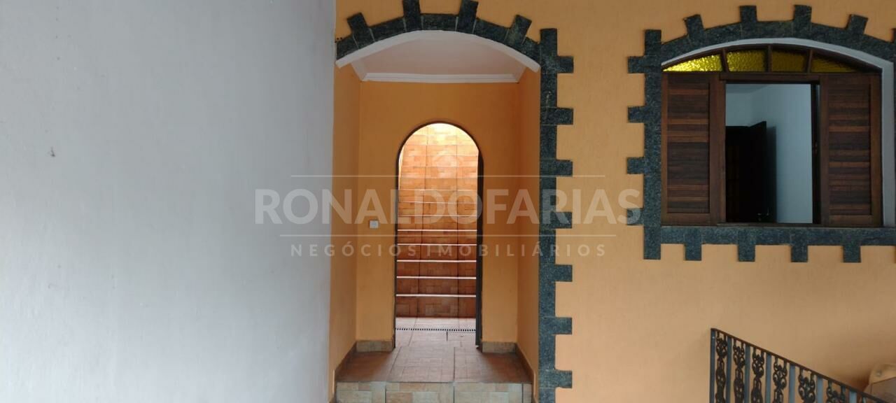 Sobrado para Venda - Jardim Colonial