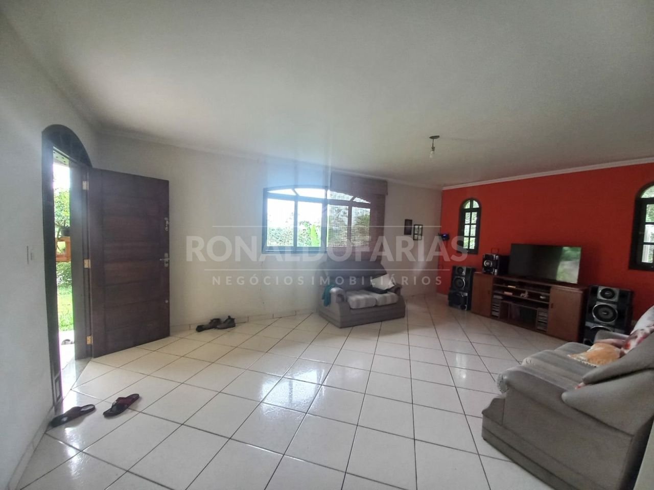 Casas de Renda para Venda - Jardim Santa Tereza