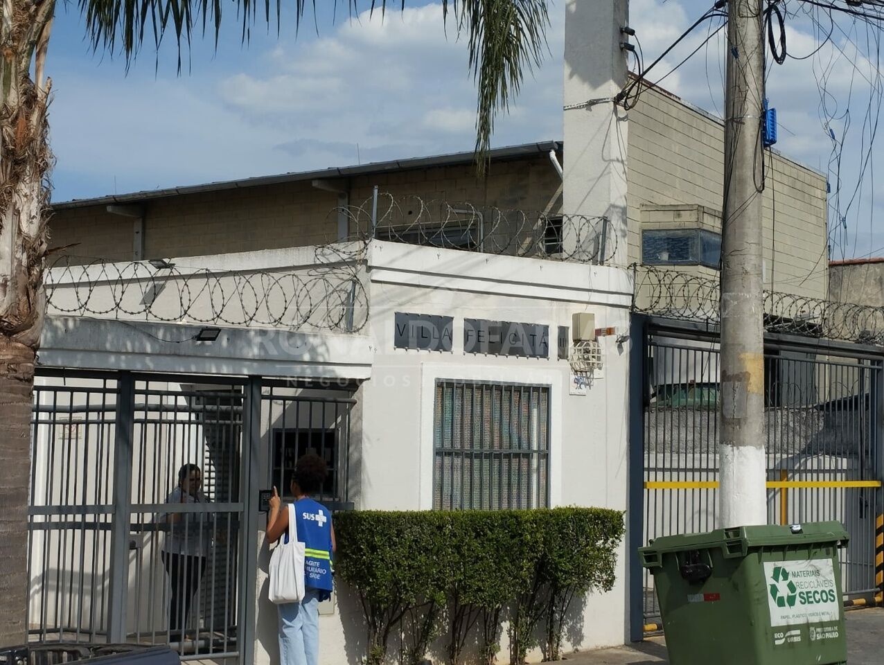 Condomínio para Venda - Jardim Cristal