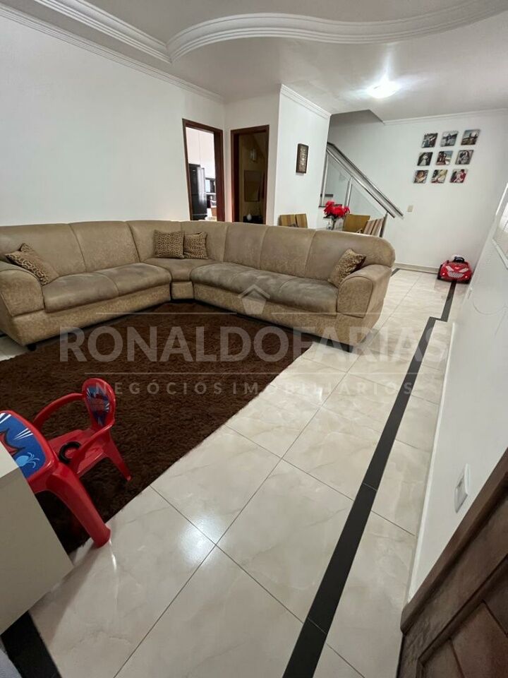 Sobrado para Venda - Jardim Lallo