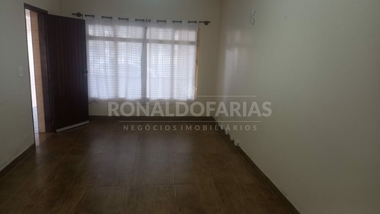 Sobrado para Venda - Jardim dos Lagos