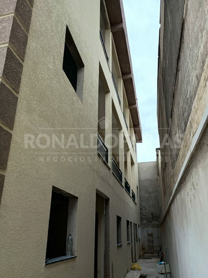 Casas de Renda para Venda - Jardim Iporanga