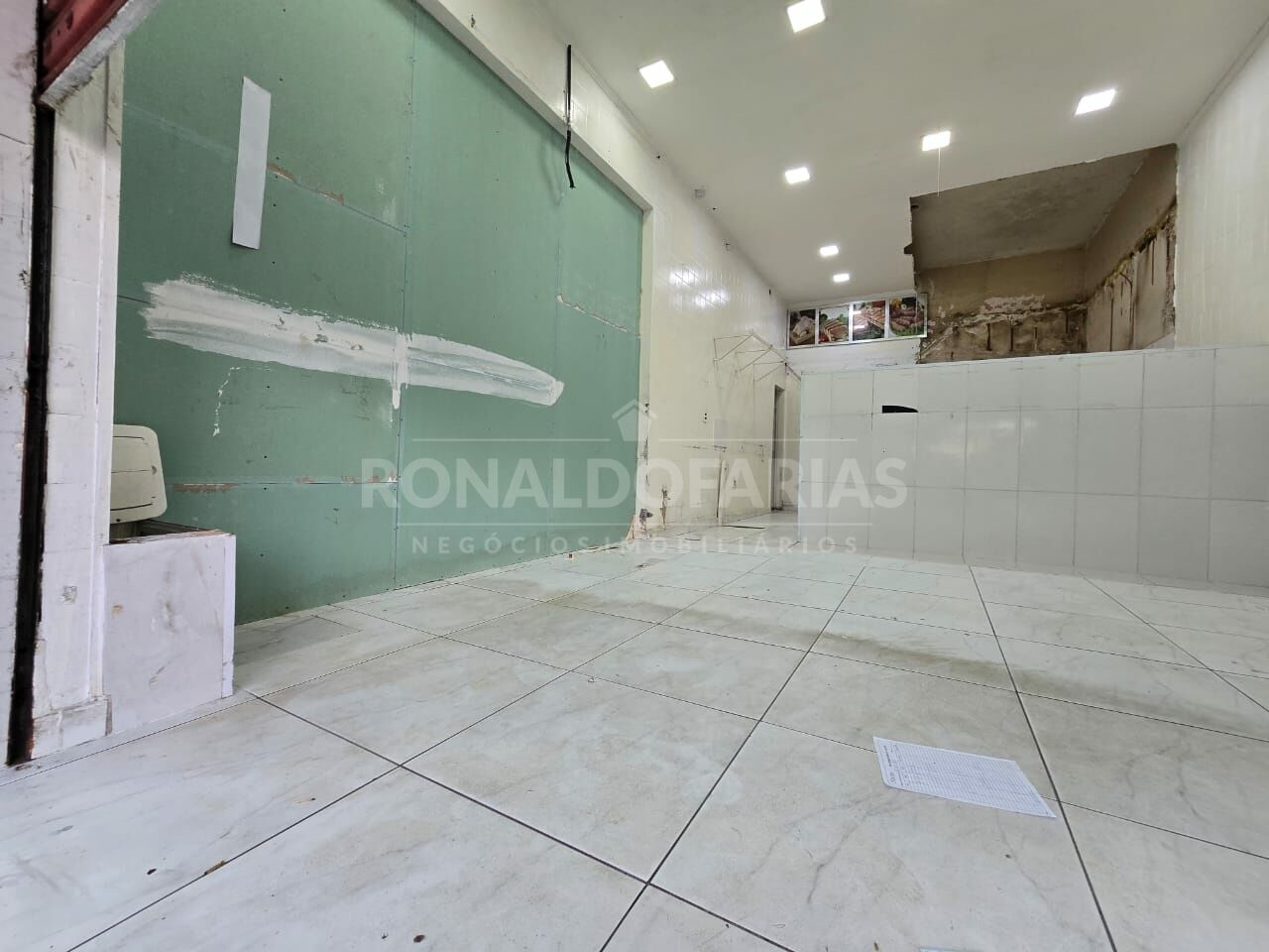 Salão para Locação - Jardim Iporanga