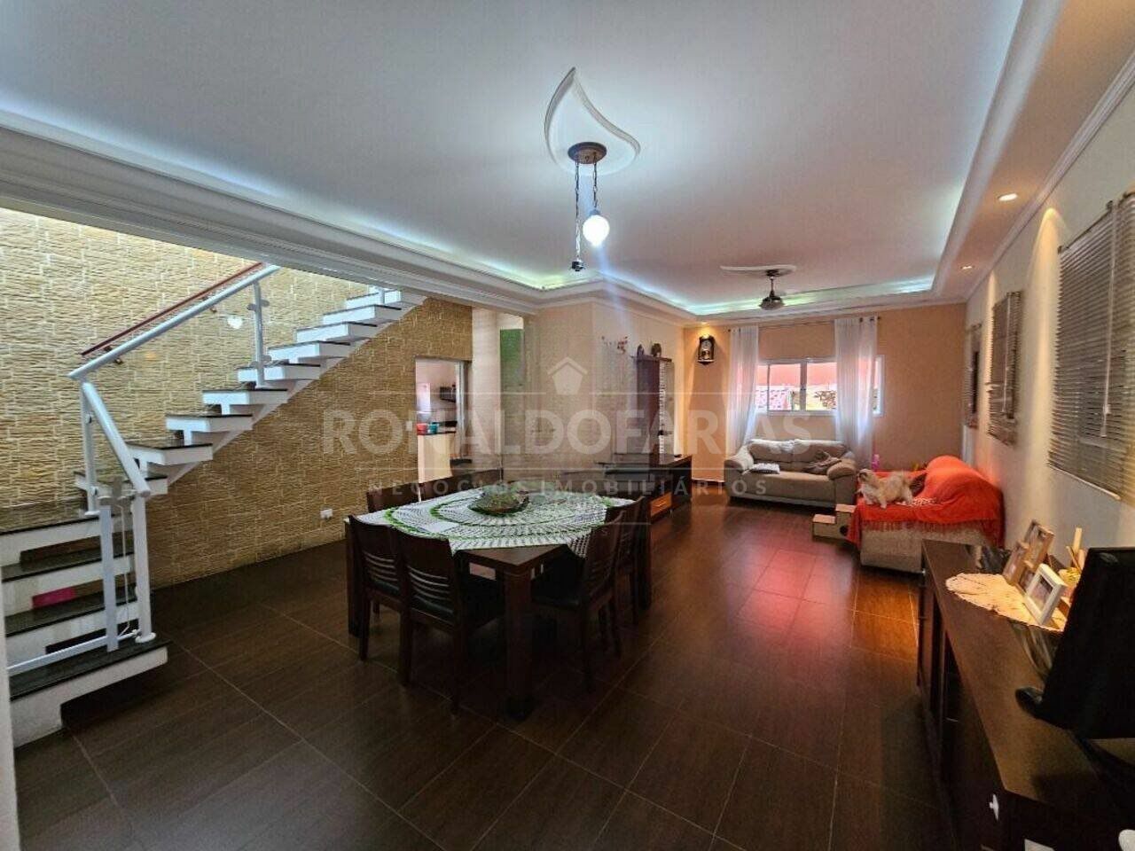 Casa Assobradada para Venda - Interlagos