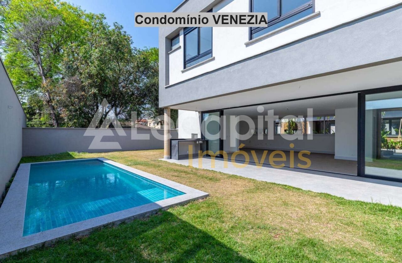 Casa Alto Padrão para Venda - Santo Amaro