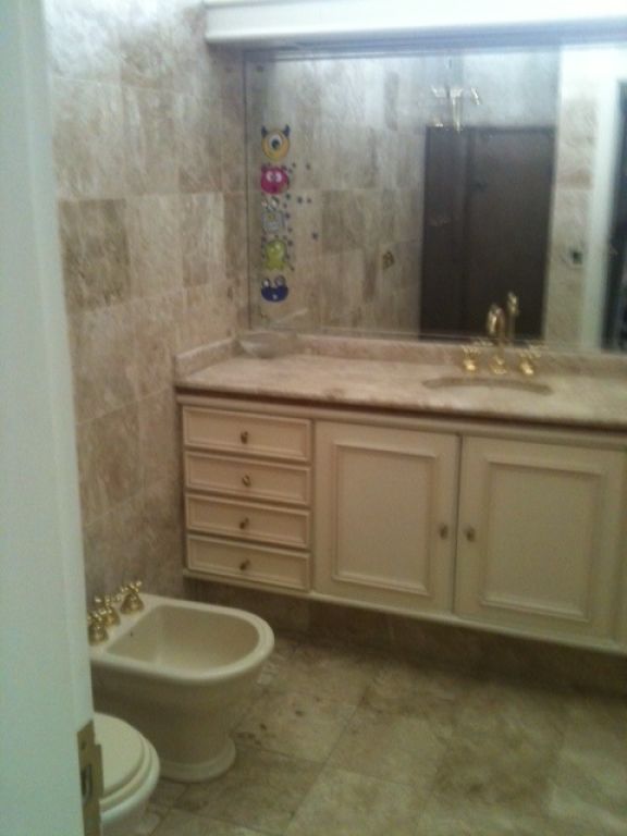 Casa Assobradada para Locação - Cidade Jardim