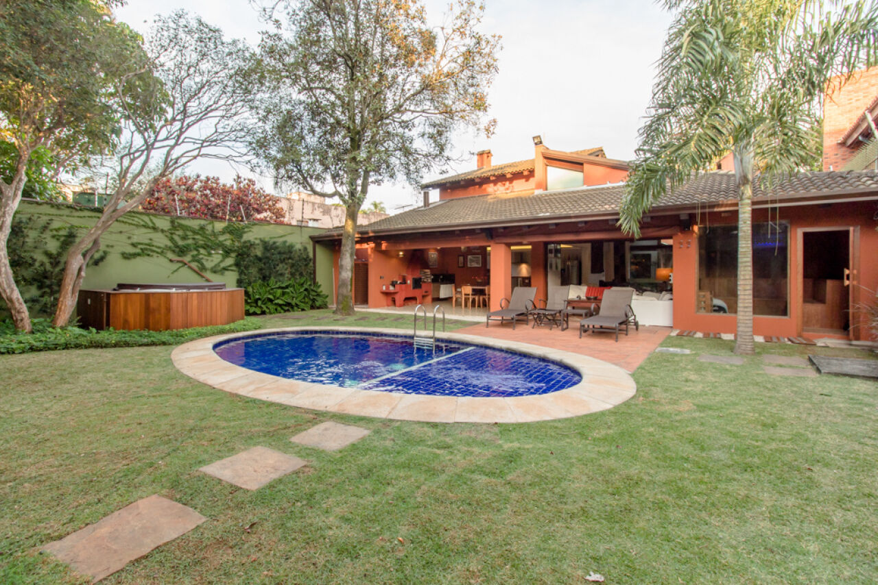 Casa Assobradada para Venda - Cidade Jardim