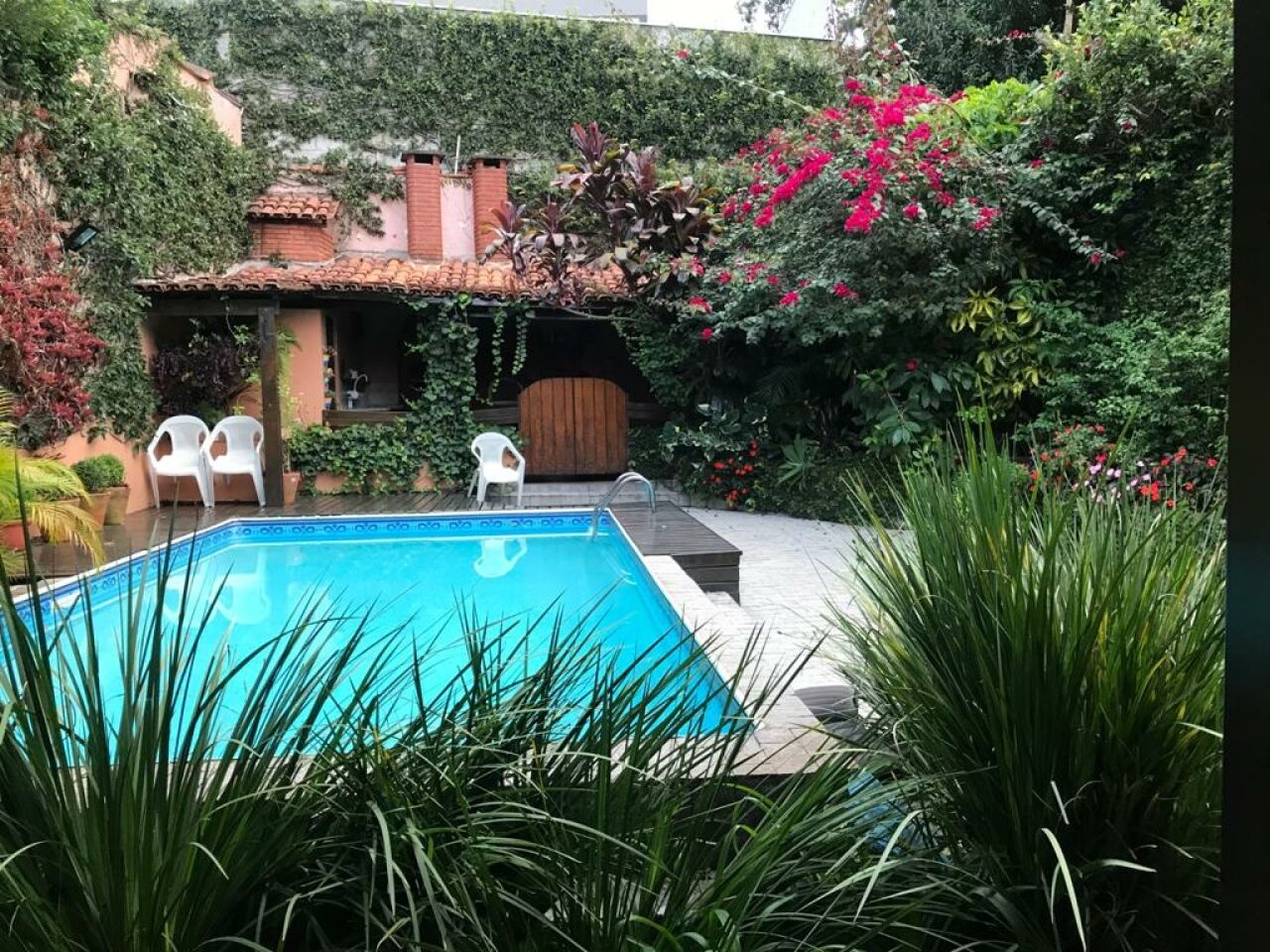 Casa Assobradada para Venda - Jardim Leonor