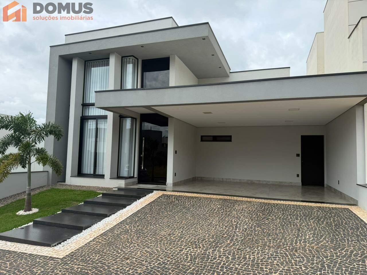 Casa para Venda - Residencial Portal do Lago