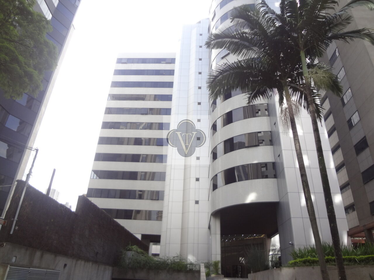 Conj. Comercial para Locação - Cidade Monções