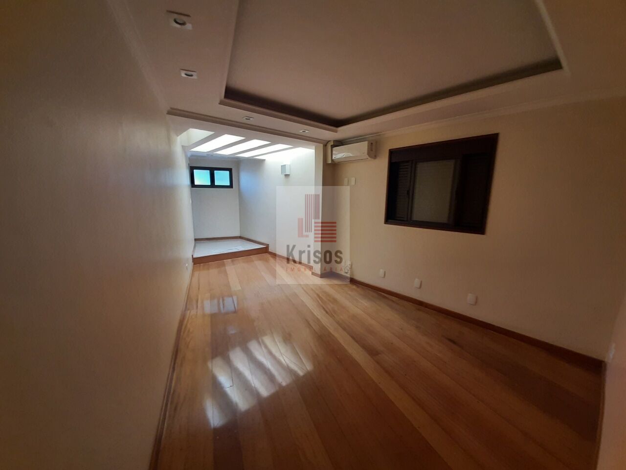 Casa Assobradada para Venda - Jardim Peri Peri
