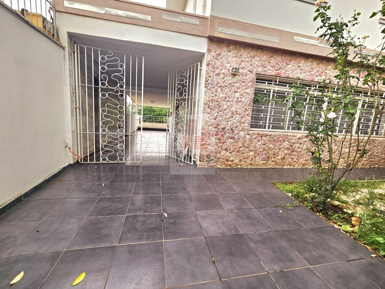 Sobrado para Venda - Vila Ipojuca