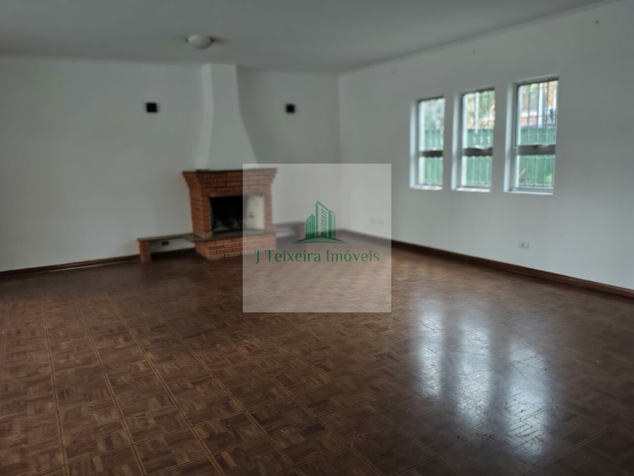 Casa Assobradada para Locação - Interlagos