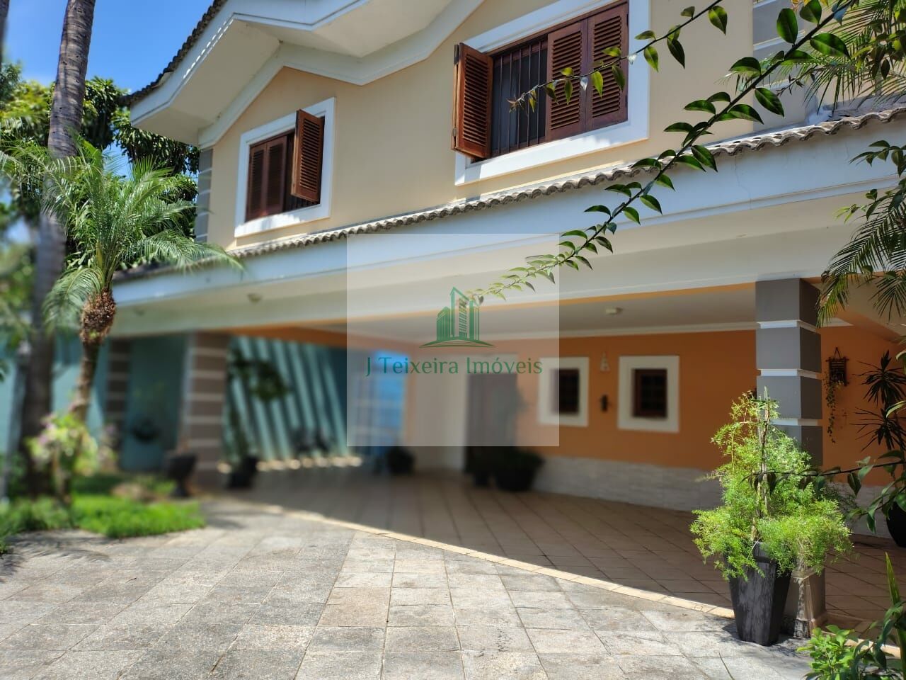 Casa Assobradada para Venda - Jardim Ipanema Zona Sul