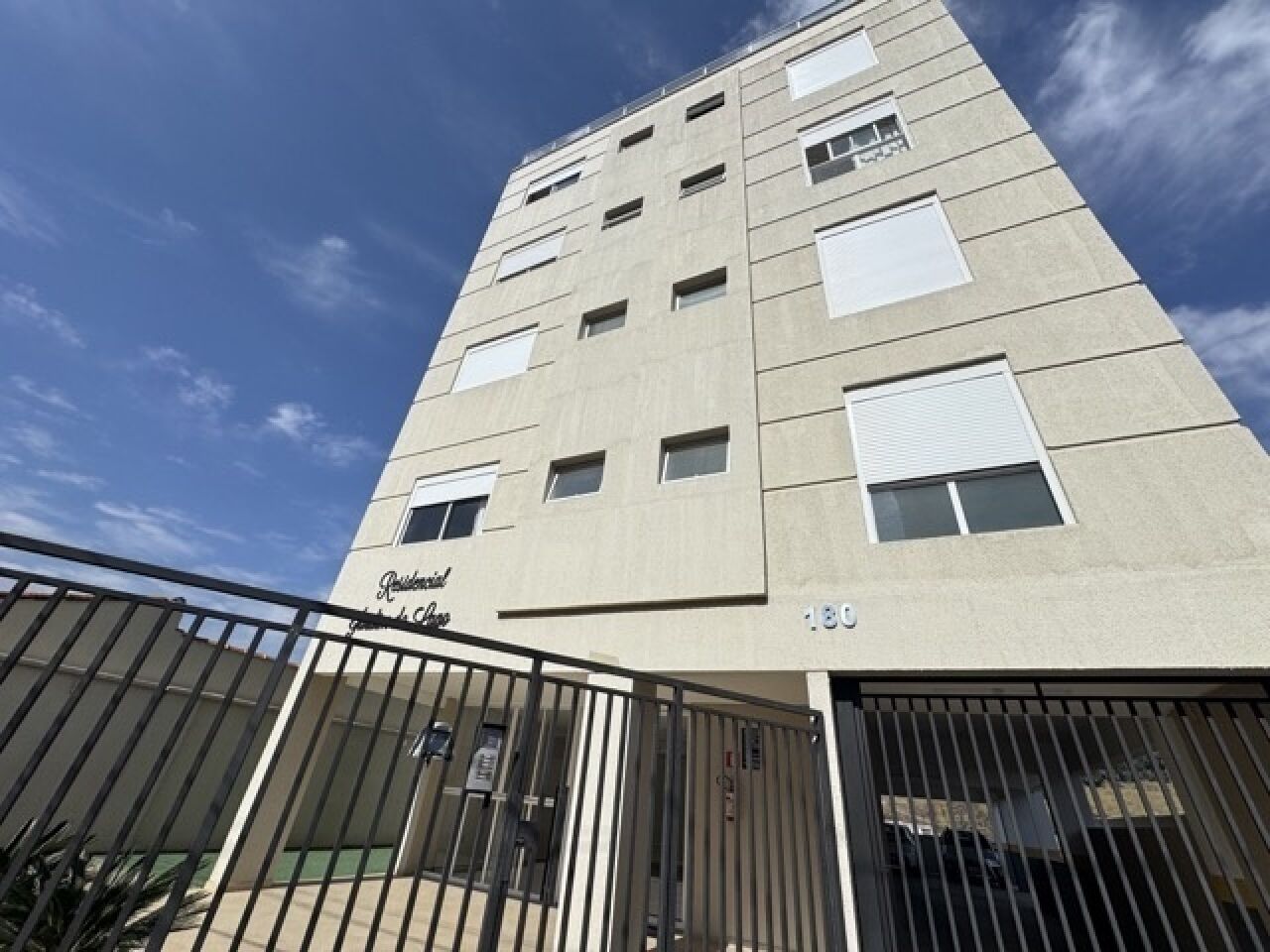 Apartamento para Venda - Solar dos Lagos