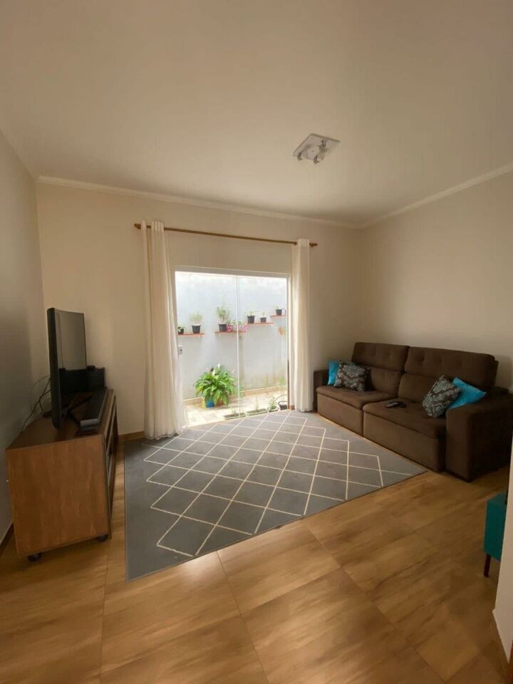 Casa para Venda - Residencial Carioca