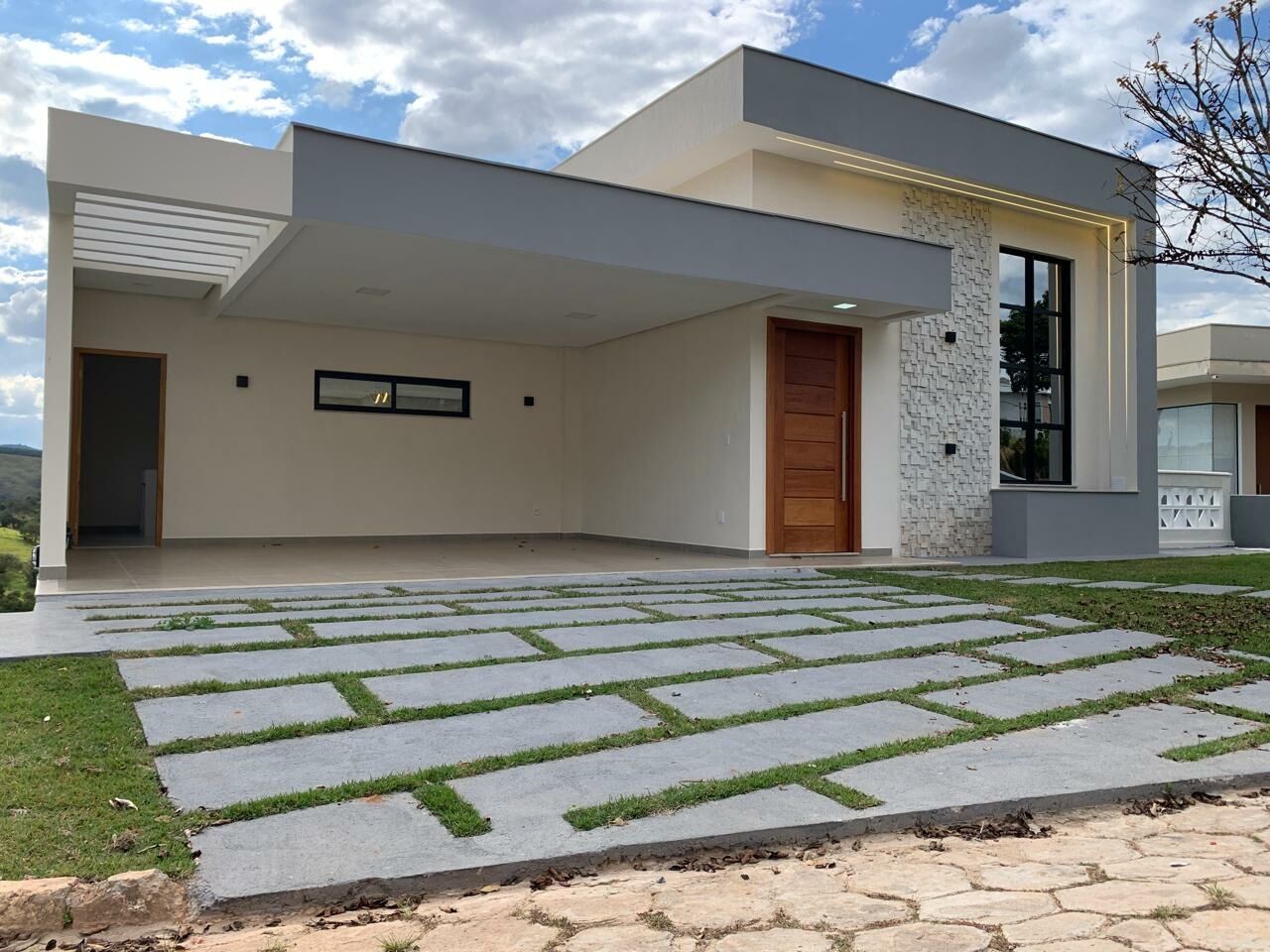 Casa para Venda - Condomínio Moradas Real Do Sol