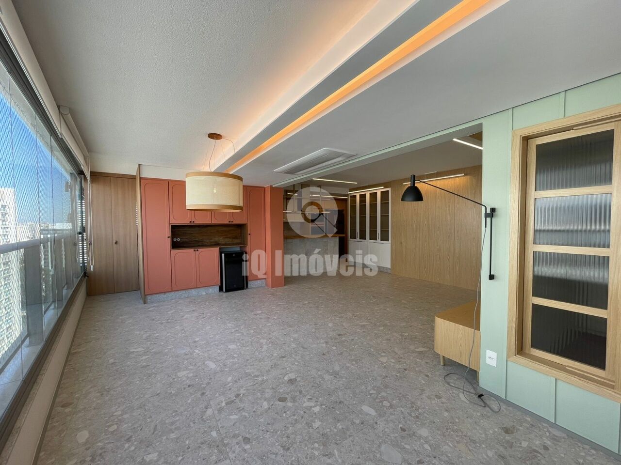 Apartamento para Venda - CIDADE MONÇÕES