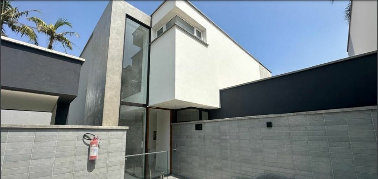 Condomínio para Venda - Campo Belo