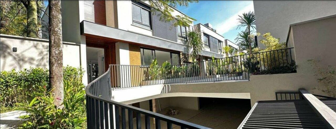 Condomínio para Venda - Santo Amaro