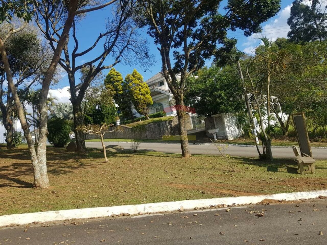 Foto 0