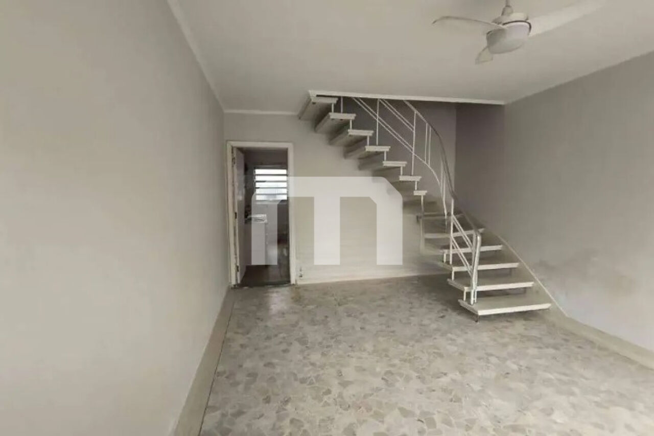 Sobrado para Locação - Pari