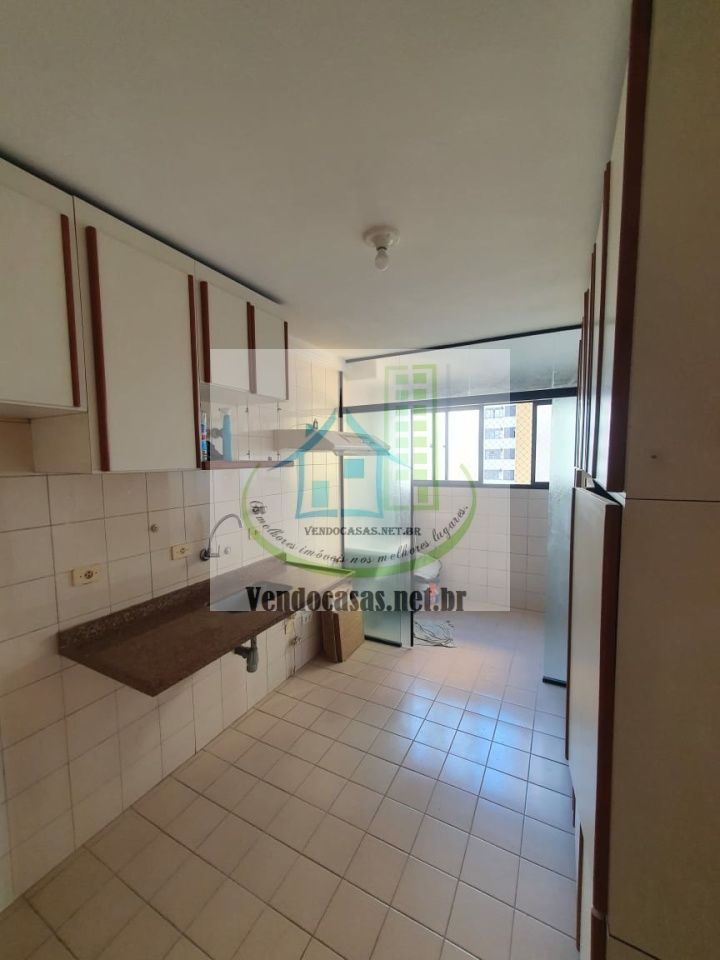 Apartamento à venda com 3 quartos, 75m² - Foto 19