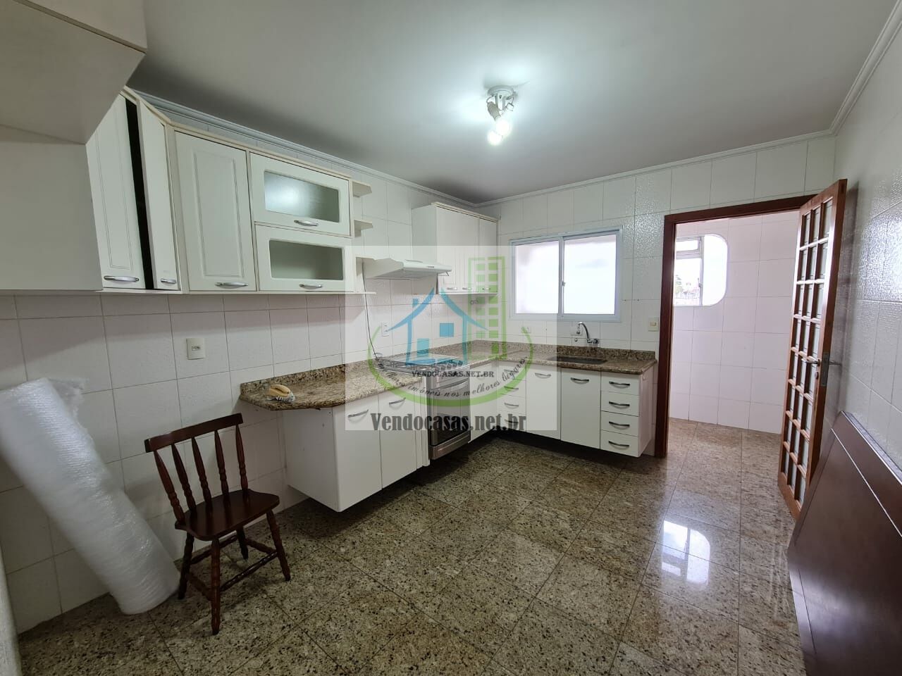 Apartamento à venda com 3 quartos, 86m² - Foto 3