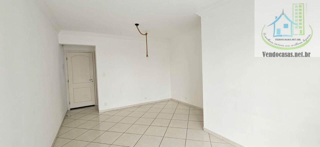 Apartamento à venda com 3 quartos, 80m² - Foto 3