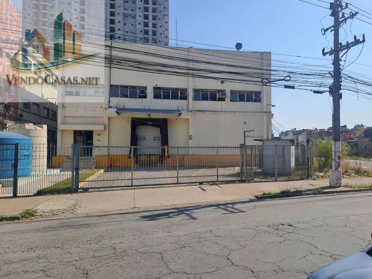 Prédios Residenciais, Prédios Comerciais para Venda - Água Branca