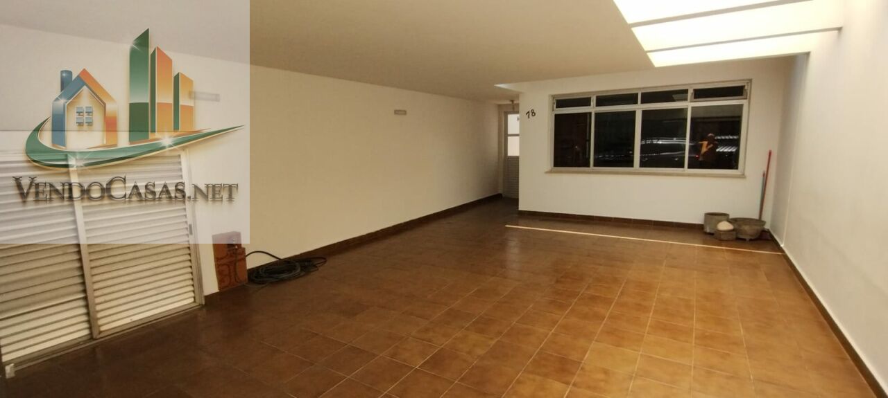 Casa, 4 quartos, 190 m² - Foto 1