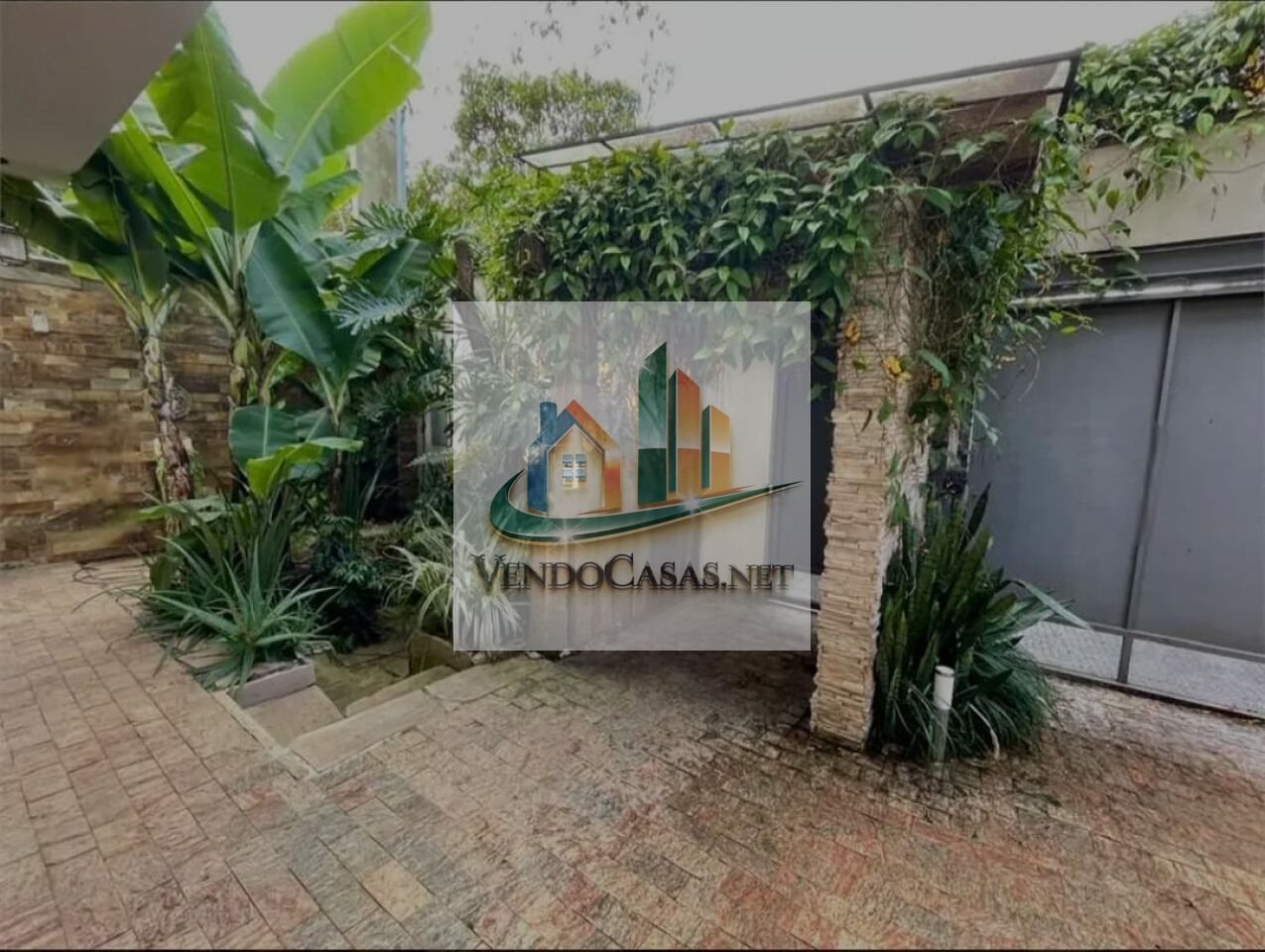 Sobrado para Venda - Granja Julieta