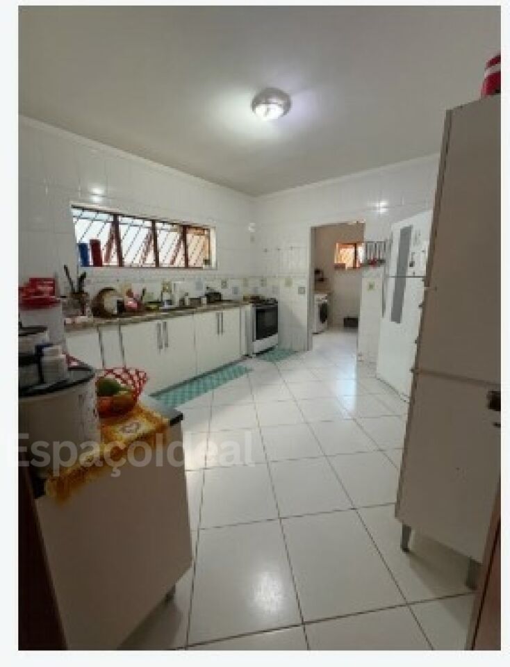 Casa, 3 quartos, 300 m² - Foto 1