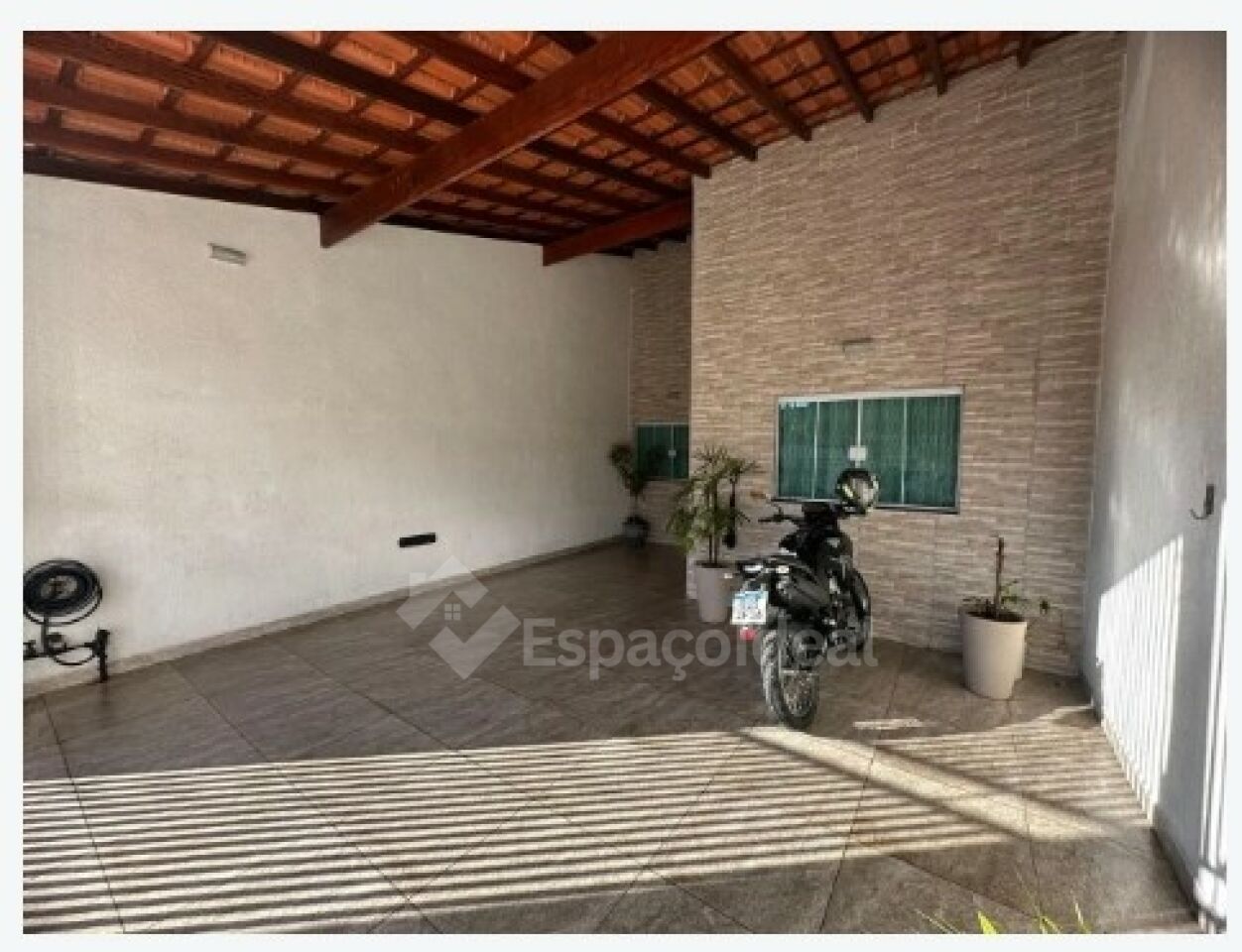 Casa, 2 quartos, 200 m² - Foto 1